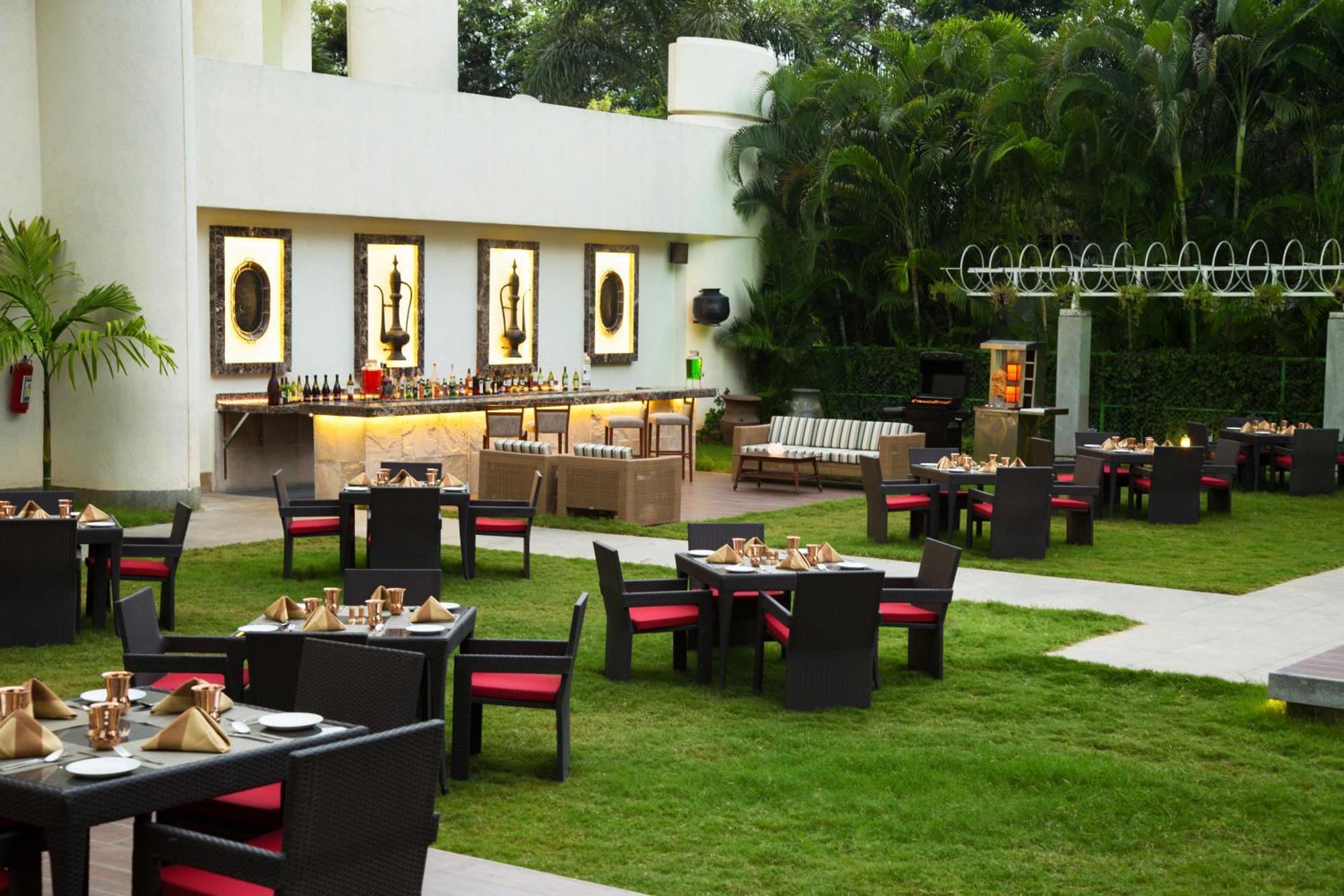 Ellaa Hotel Gachibowli Hyderabad Luaran gambar