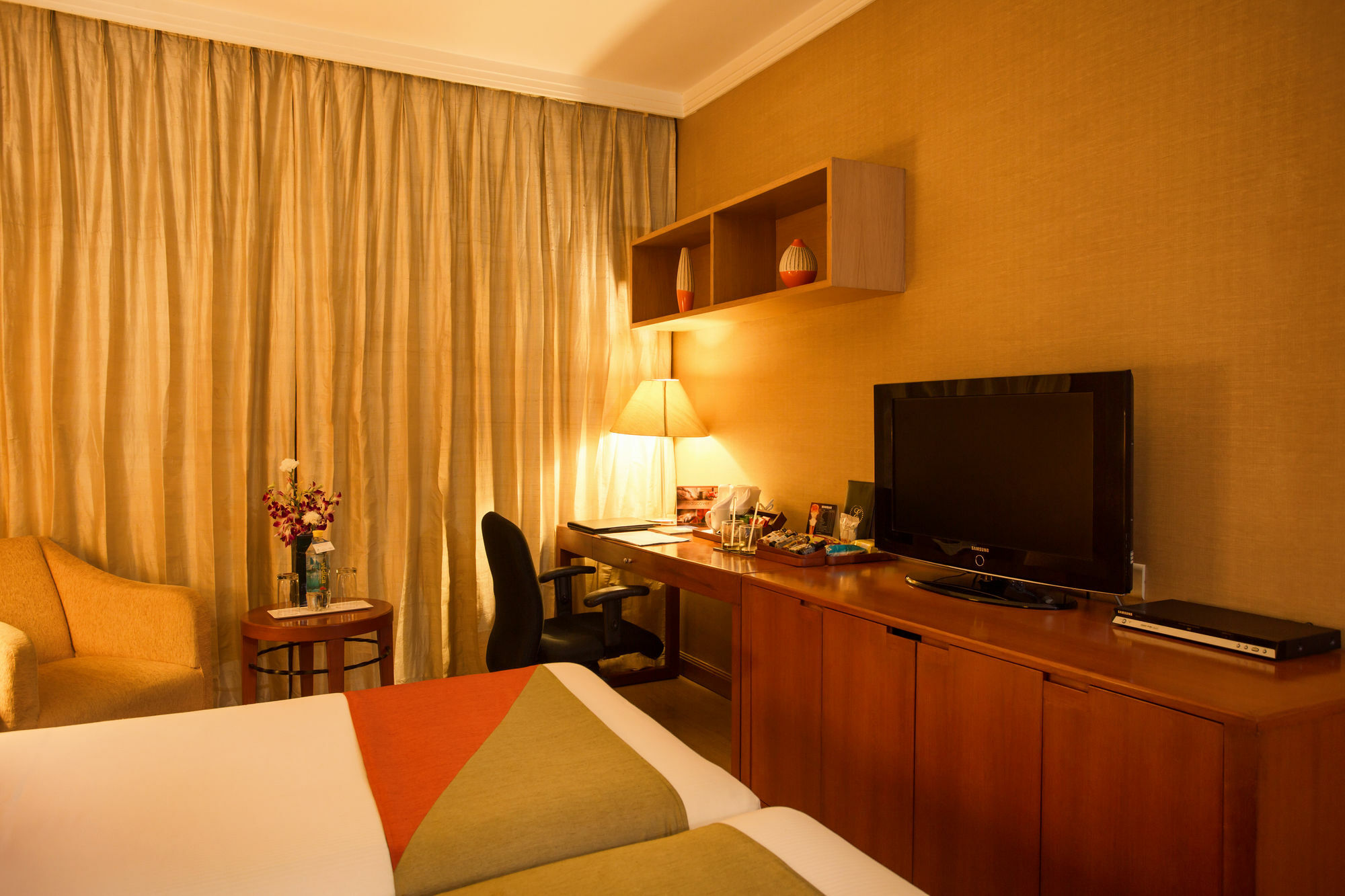 Ellaa Hotel Gachibowli Hyderabad Luaran gambar