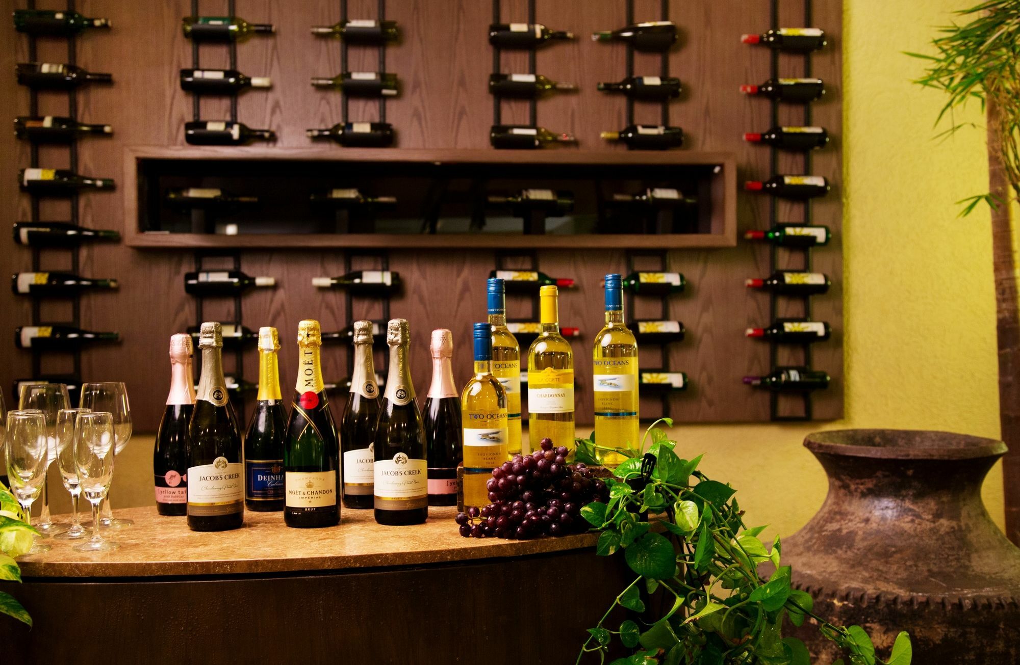 Ellaa Hotel Gachibowli Hyderabad Luaran gambar